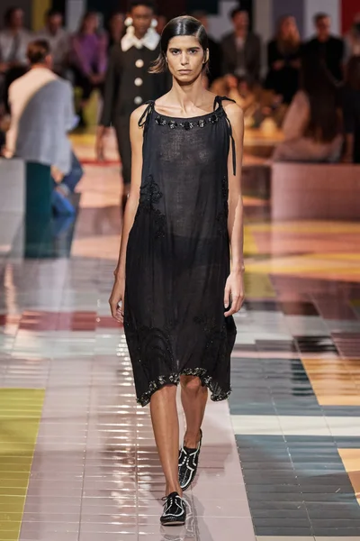 Look 38